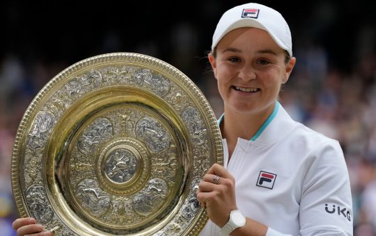 Barty: Nữ tuyển thủ quần vợt số 1 thế giới khóc khi vô địch Wimbledon